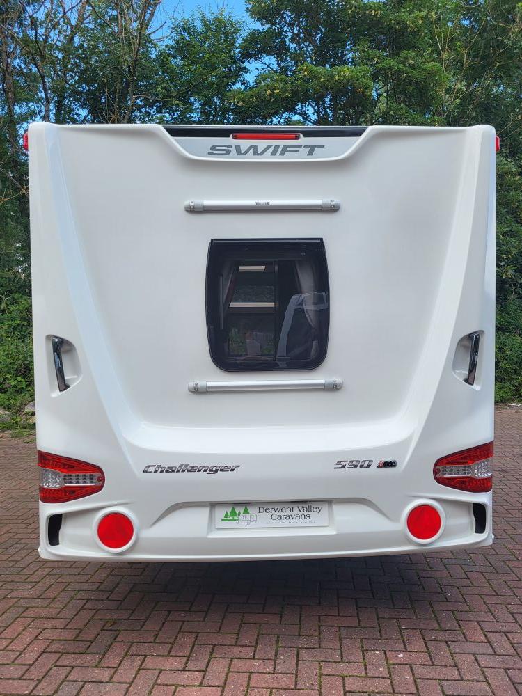 Swift  Challenger 590 LUX