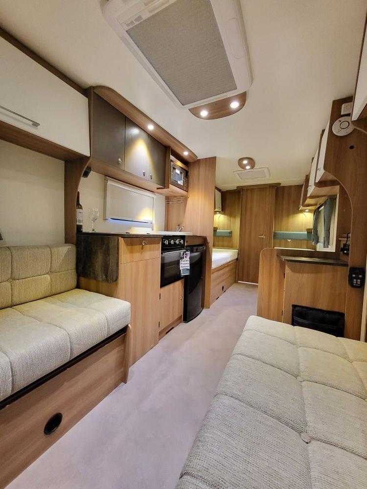 Bailey Pursuit 550-4