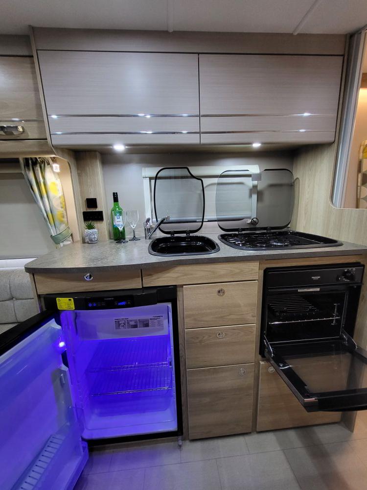 Elddis  Xplore 554