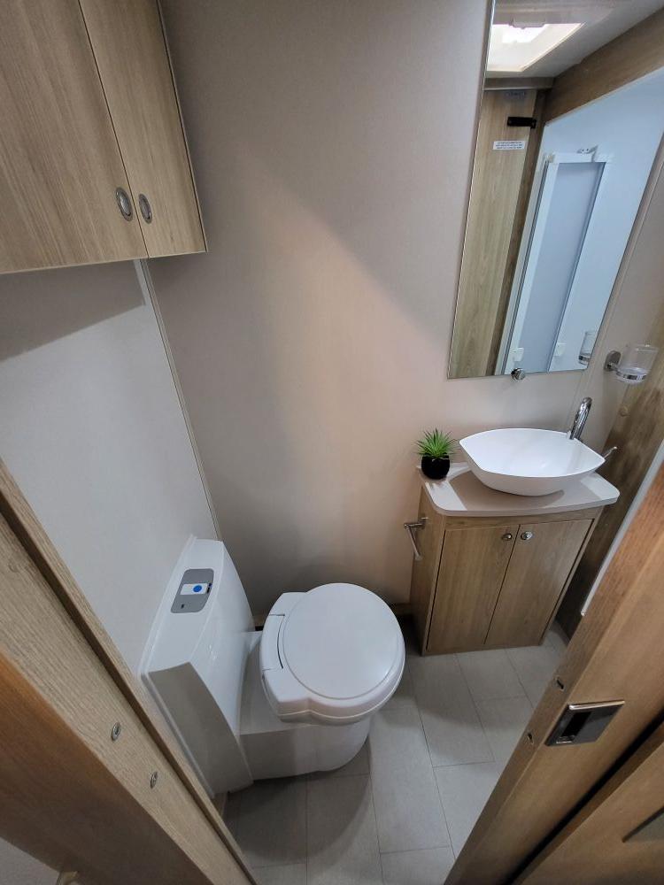Elddis  Xplore 554