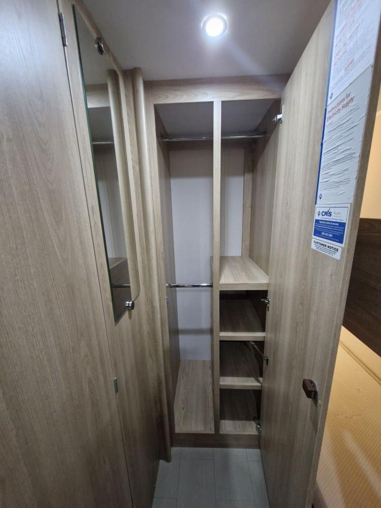 Elddis  Xplore 586