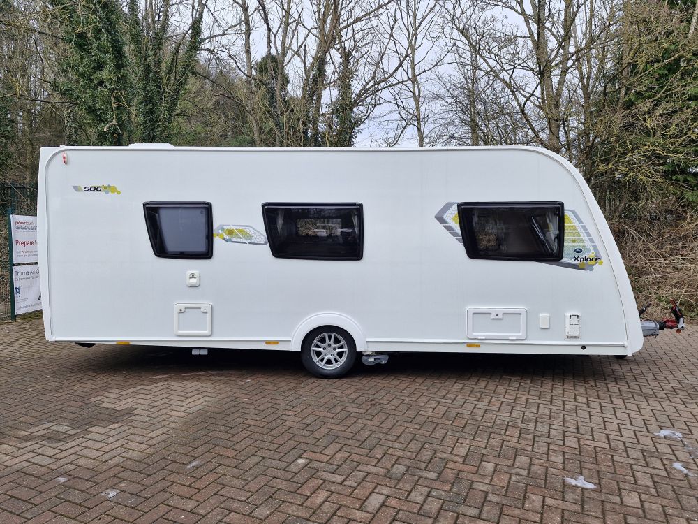 Elddis  Xplore 586
