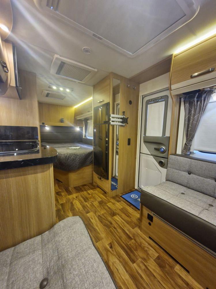 Knaus Starclass 560