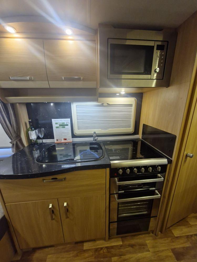 Knaus Starclass 560