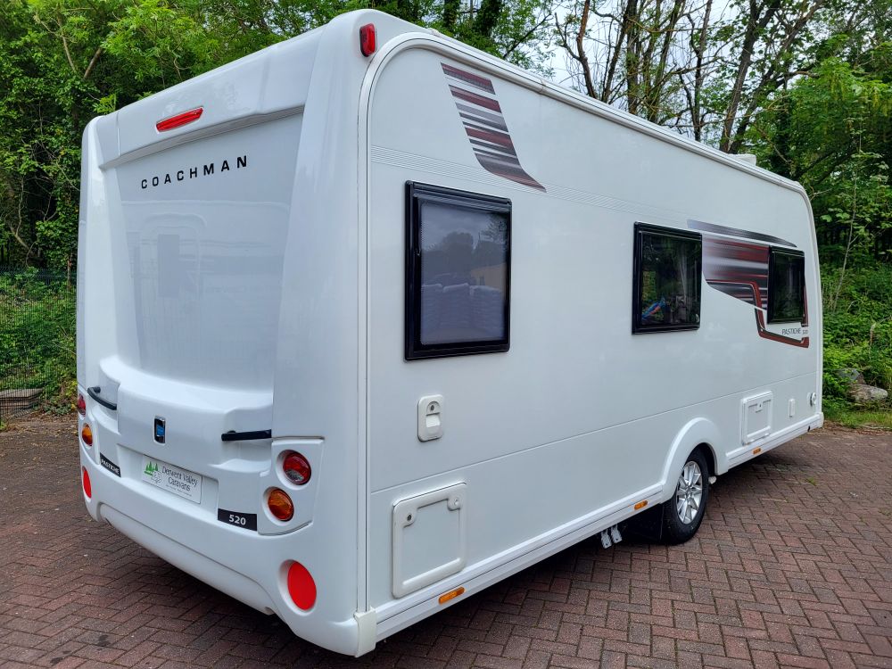 Coachman Pastiche 520