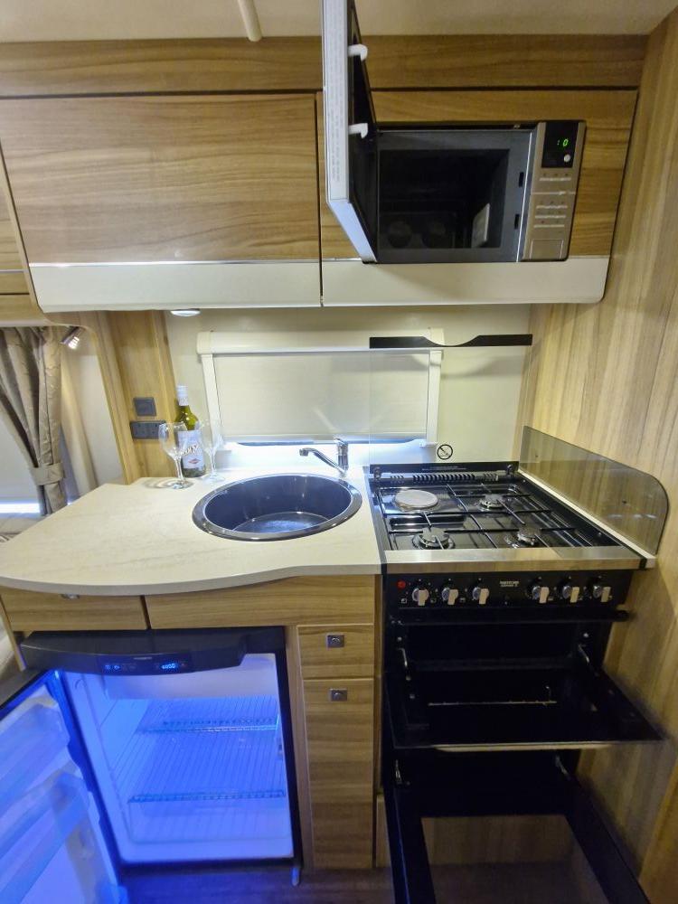 Elddis  Avante 550