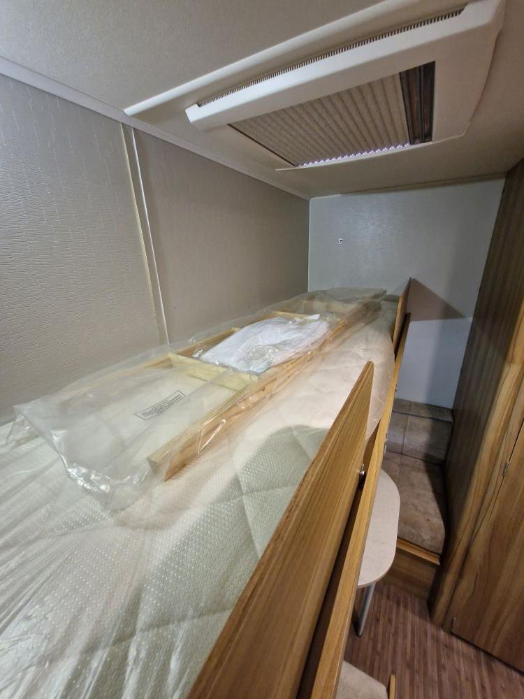 Elddis  Xplore 304