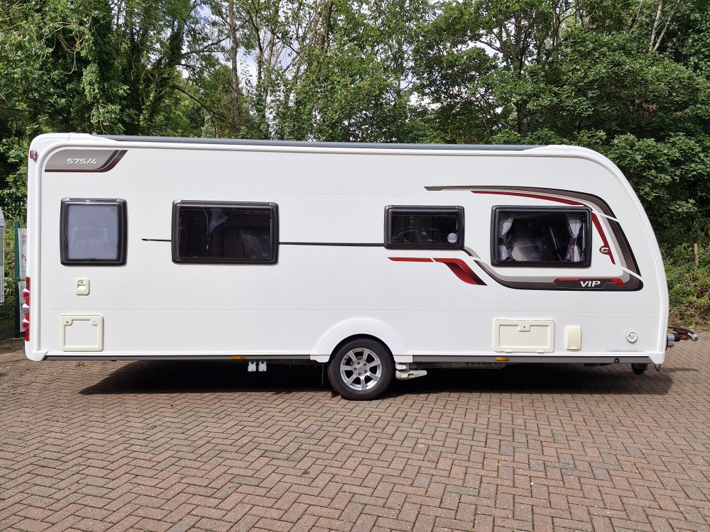 Coachman  VIP 575/4