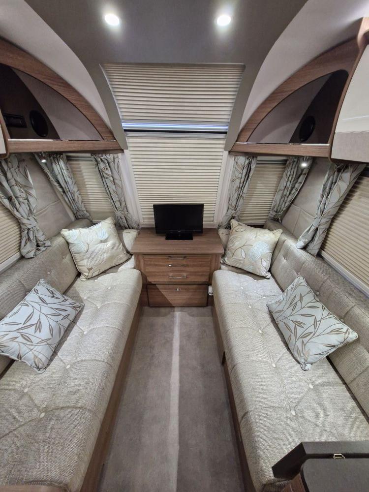 Bailey Unicorn Cabrera Black Edition