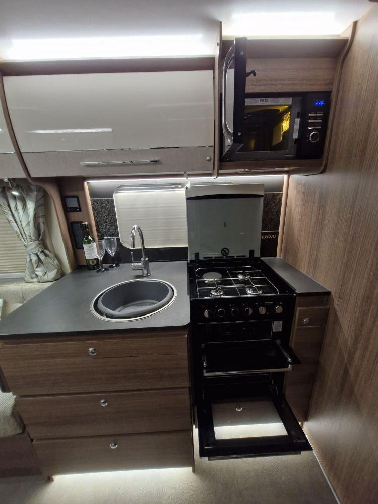 Bailey Unicorn Cabrera Black Edition