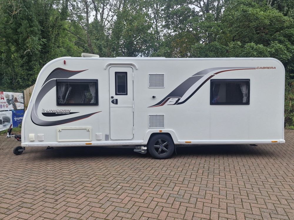 Bailey Unicorn Cabrera Black Edition