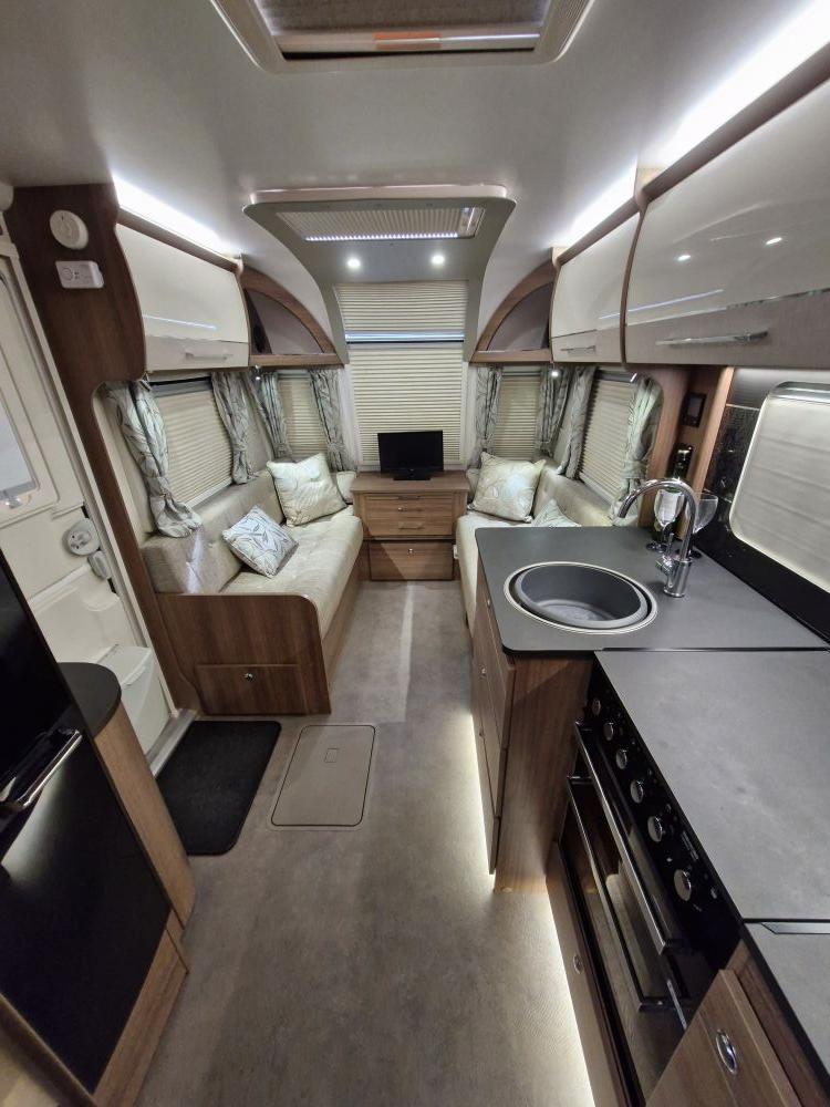 Bailey Unicorn Cabrera Black Edition