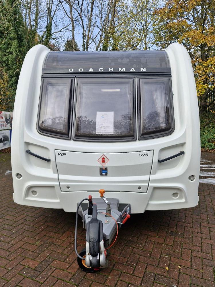 Coachman  VIP 575