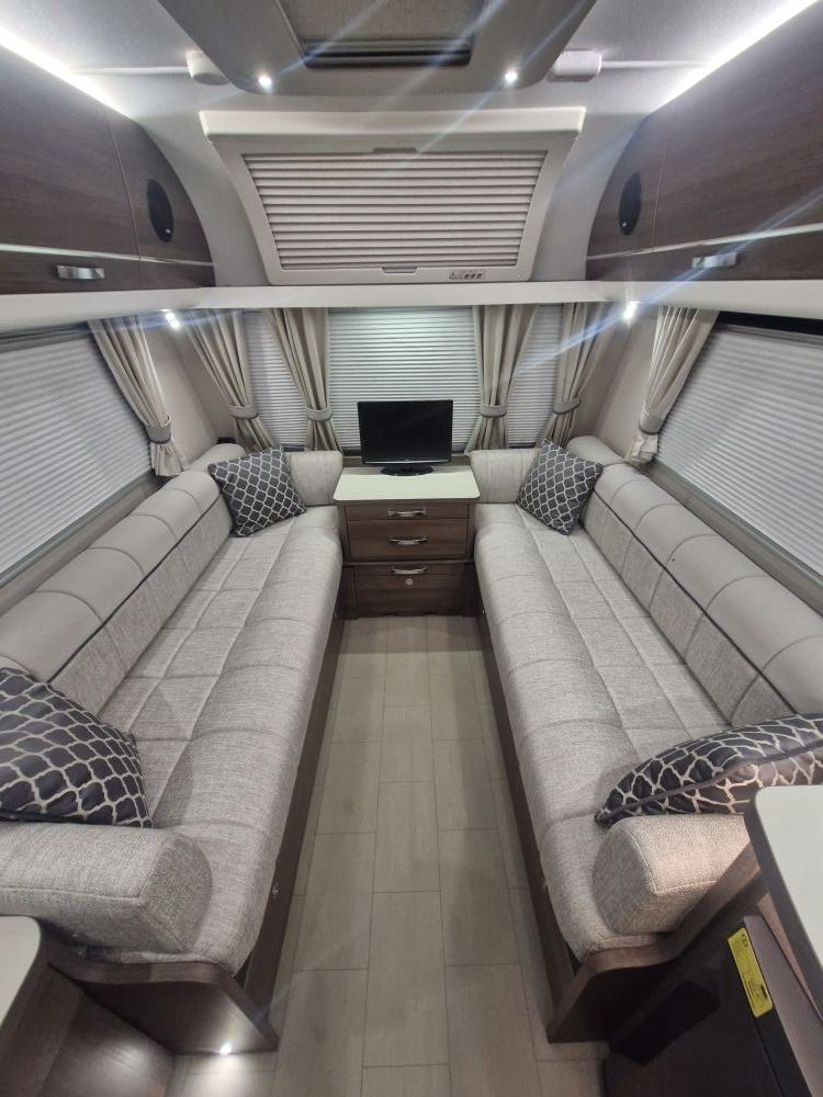 Elddis  Affinity 520