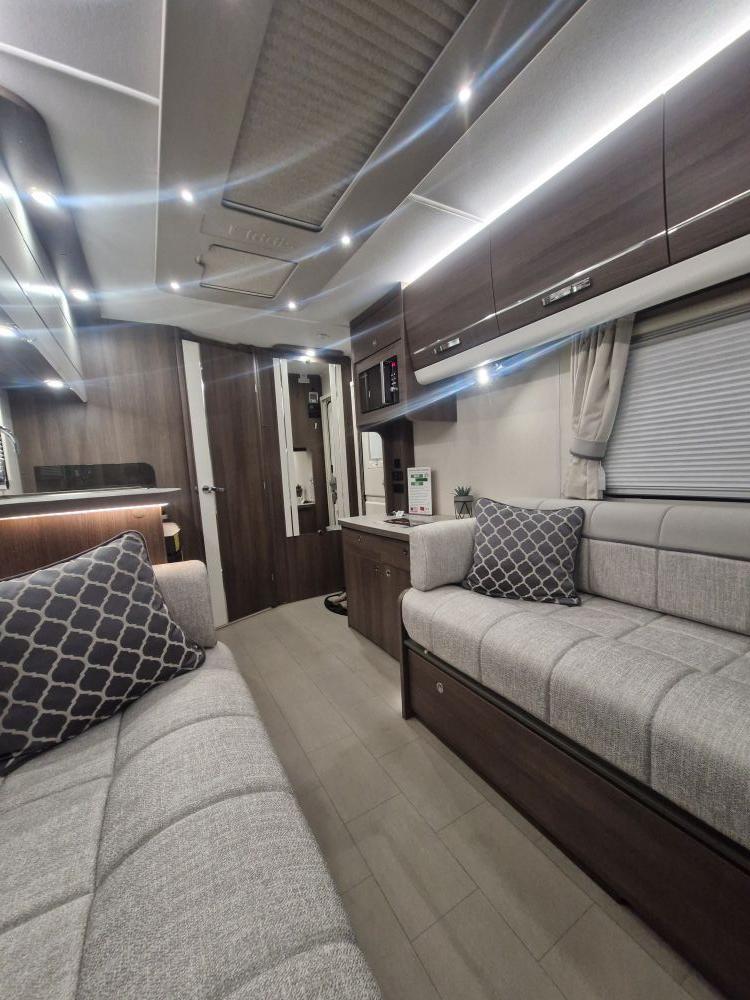 Elddis  Affinity 520