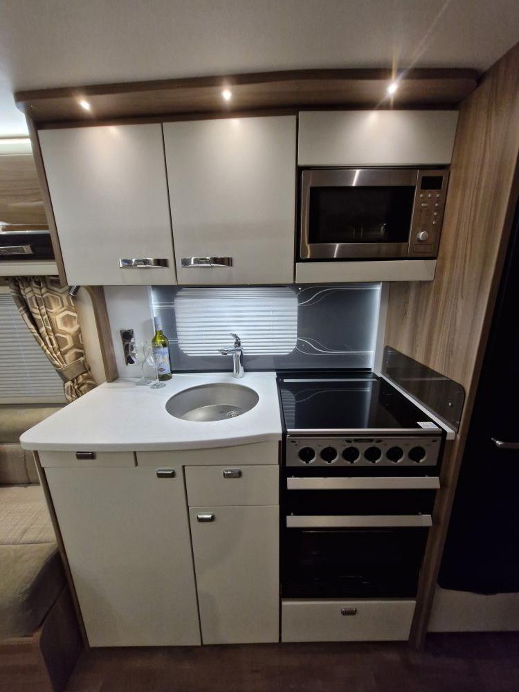 Swift Elegance 480