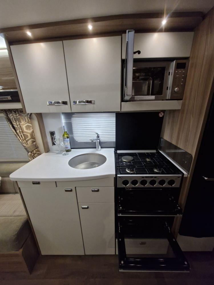Swift Elegance 480