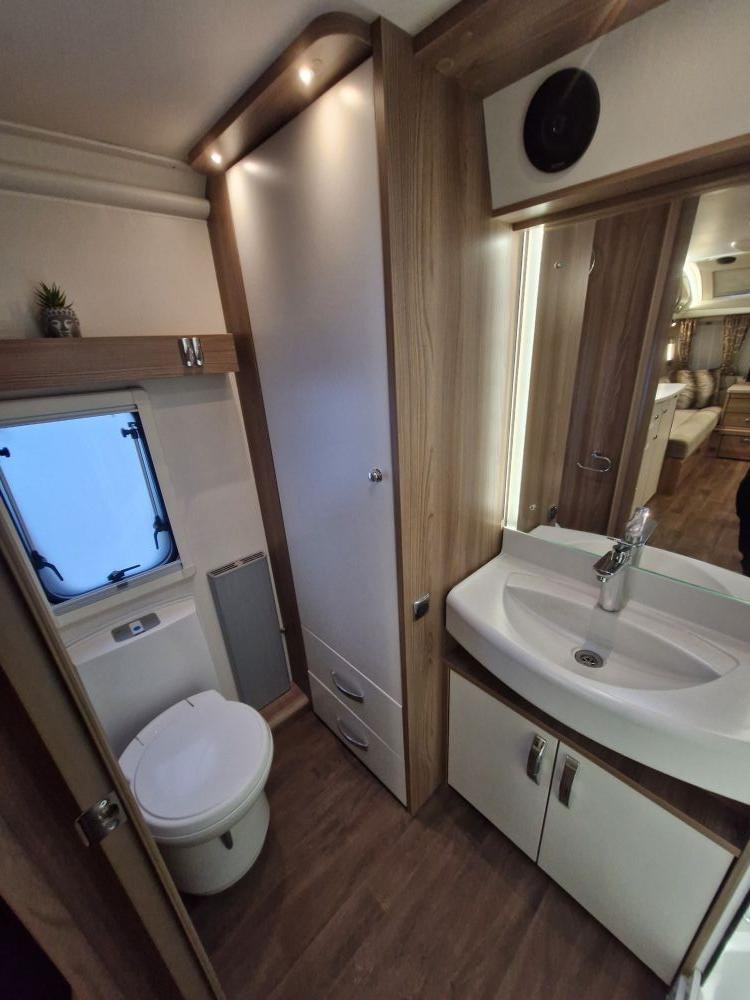 Swift Elegance 480