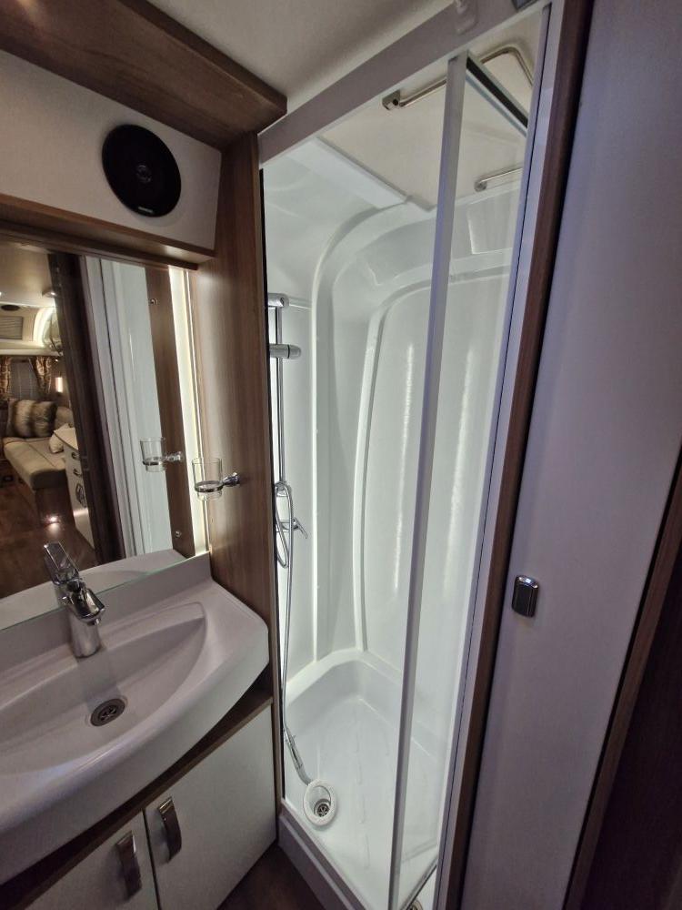 Swift Elegance 480