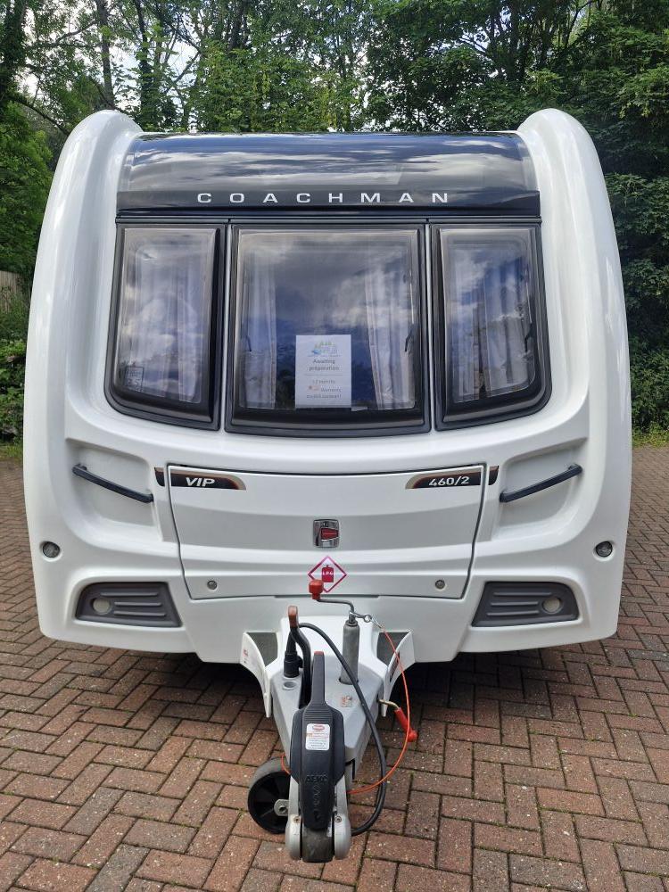 Coachman VIP 460/2