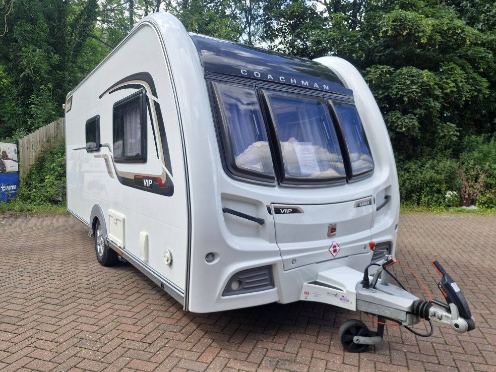 Coachman VIP 460/2