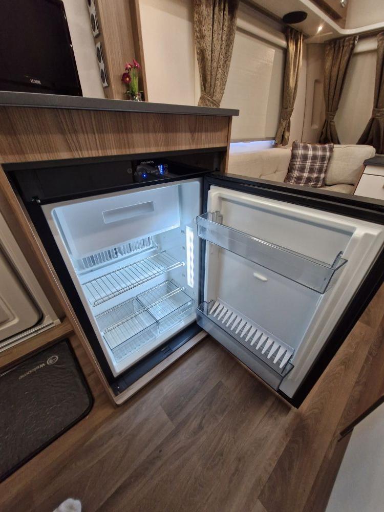Swift Sprite Compact