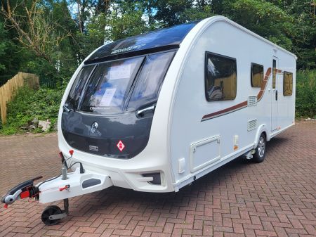 Swift  Challenger 590 LUX
